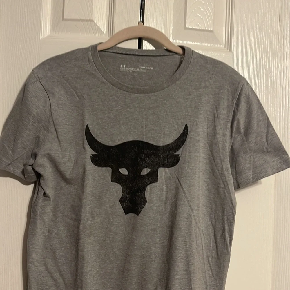 Under Armour blood sweat respect short sleeve shirt in size youth large